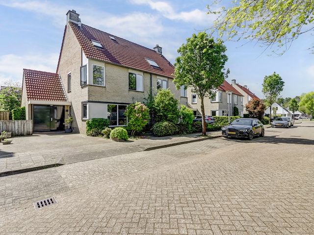 Meidoorn 35, Zeewolde