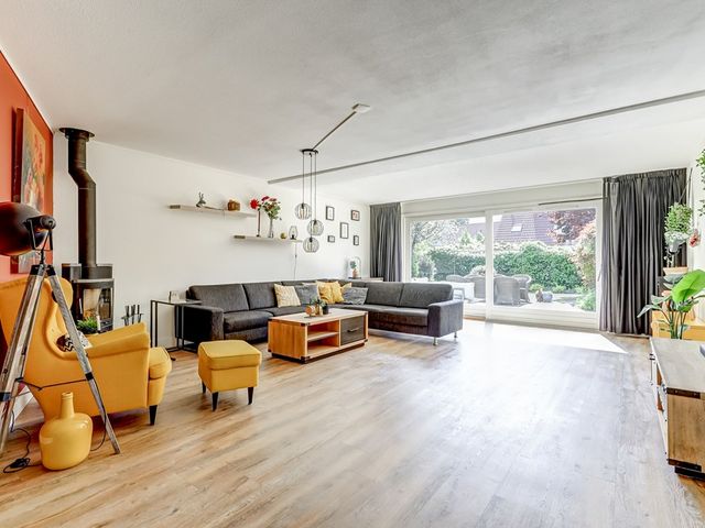Meidoorn 35, Zeewolde