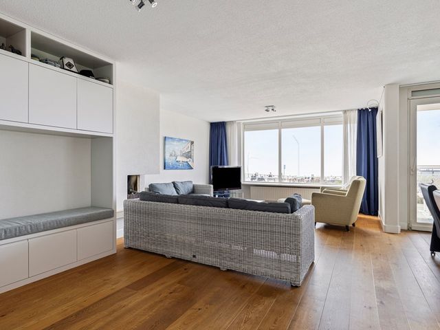 Zeekant 48C, Den Haag