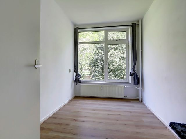 Azuurweg 238, Tilburg