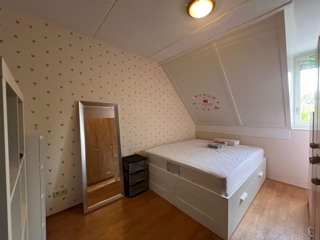 Brederode 27, Amstelveen