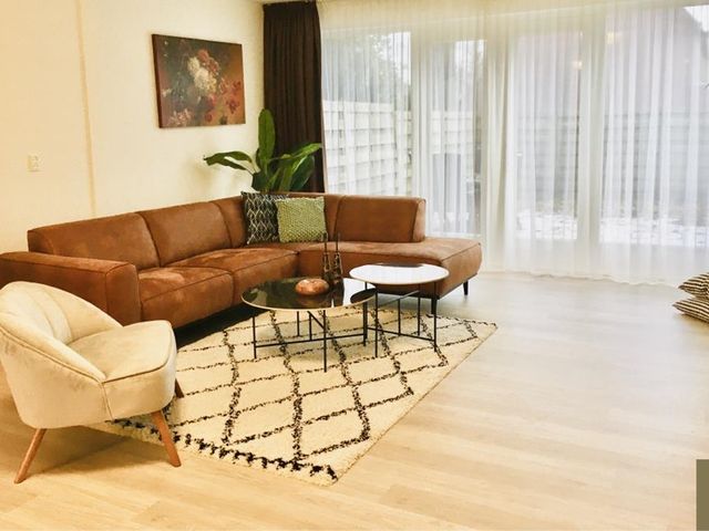 Jol 132, Amstelveen