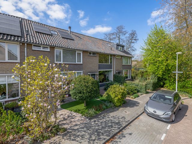 De Genestetlaan 100, Waddinxveen
