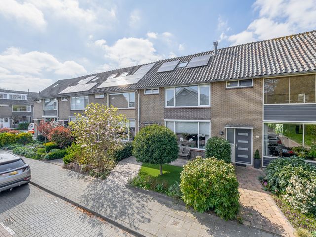 De Genestetlaan 100, Waddinxveen