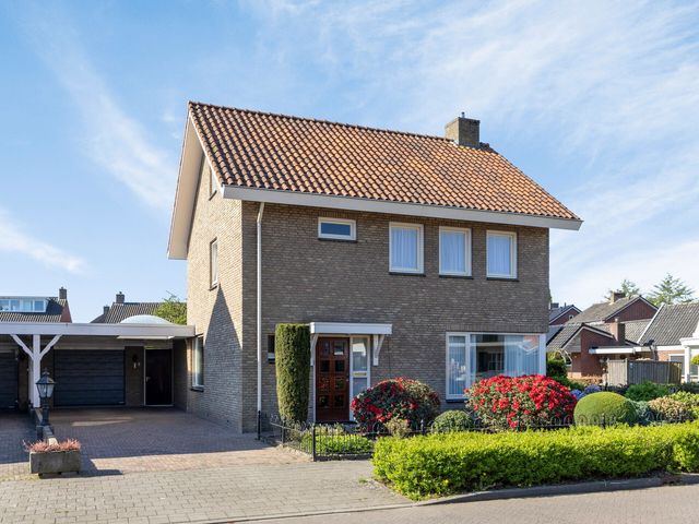 Brandlichterweg 24, Denekamp