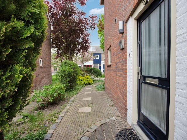 Hoogewaard 13, Koudekerk Aan Den Rijn