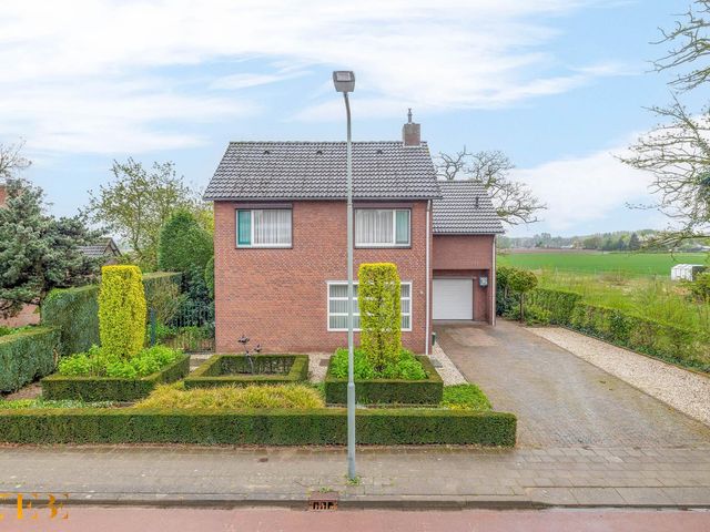 Hoogstraat 48, Beesel