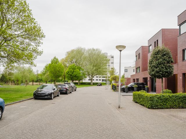 J. de Baanlaan 60, Spijkenisse