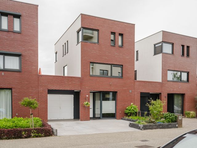 J. de Baanlaan 60, Spijkenisse