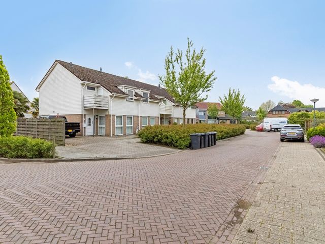 Kievitstraat 16, Heinkenszand