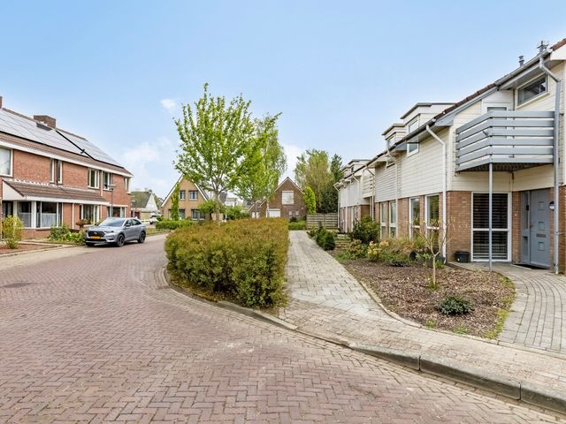 Kievitstraat 16, Heinkenszand