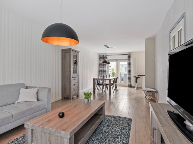 Kievitstraat 16, Heinkenszand