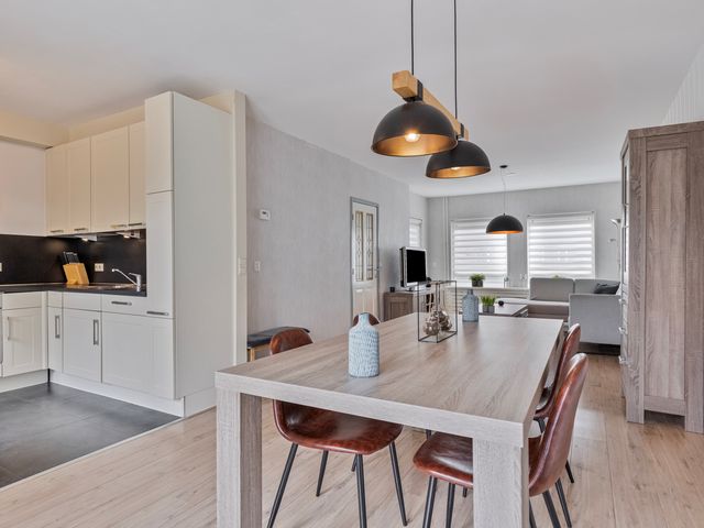 Kievitstraat 16, Heinkenszand