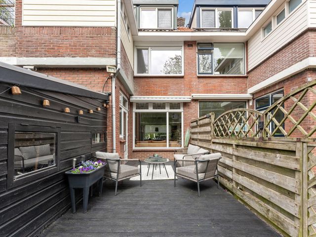 Surinamesingel 37, Vlaardingen