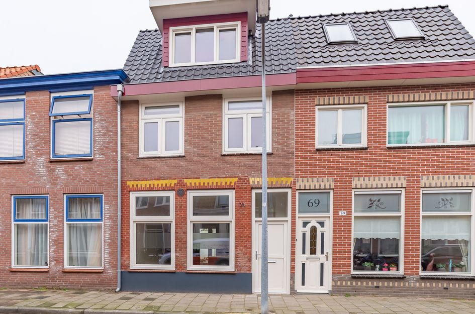 Oranjestraat 71