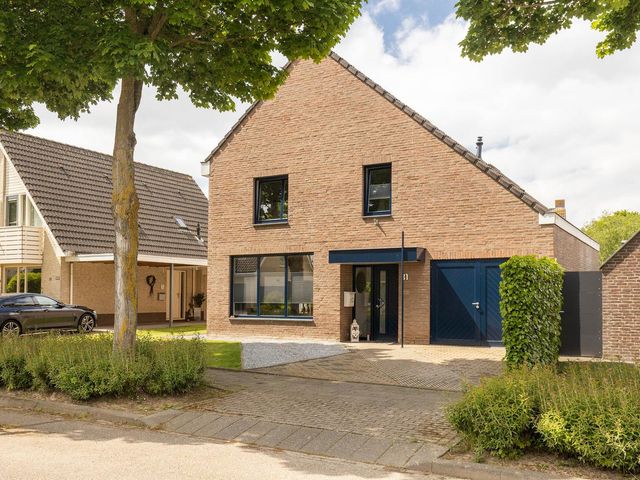 Lange Voer 31, Sittard