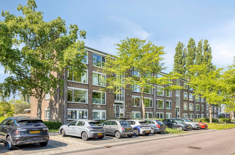 Raadhuislaan 98