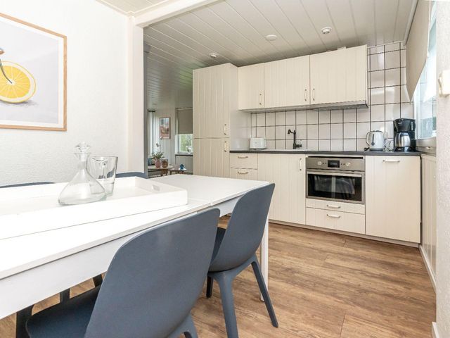 Bongerd 48, Renesse