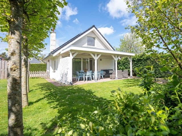 Bongerd 48, Renesse