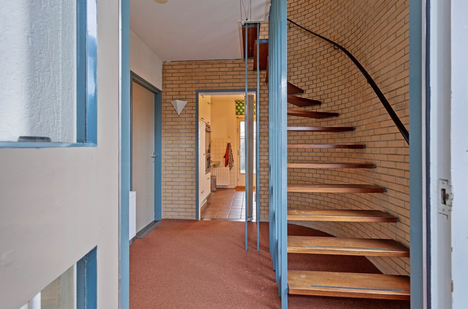 Admiraal De Ruyterlaan 14