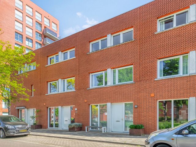 Sint Pieterspark 83, Tilburg