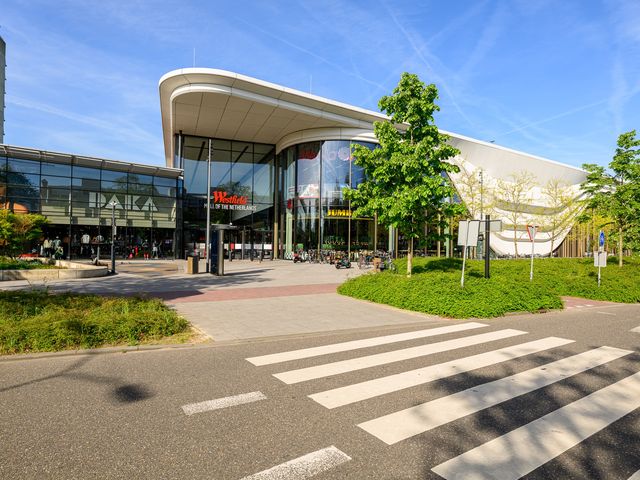Schout van Eijklaan 240, Leidschendam