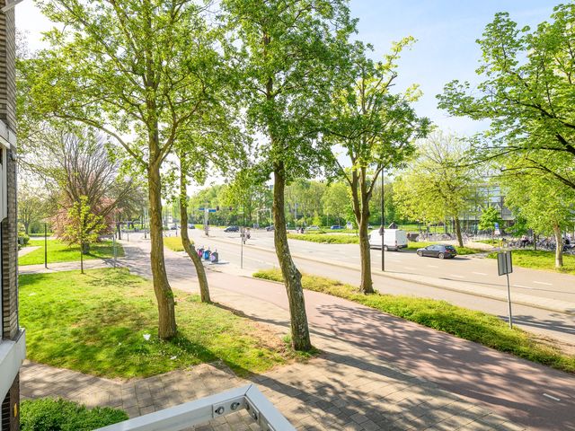 Schout van Eijklaan 240, Leidschendam