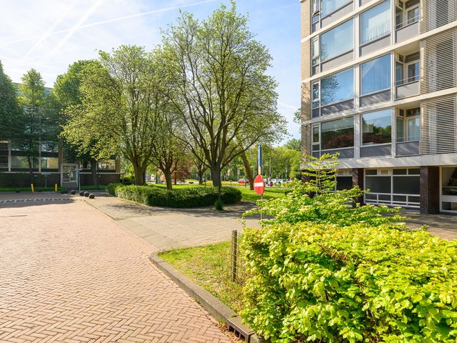 Schout van Eijklaan 240, Leidschendam