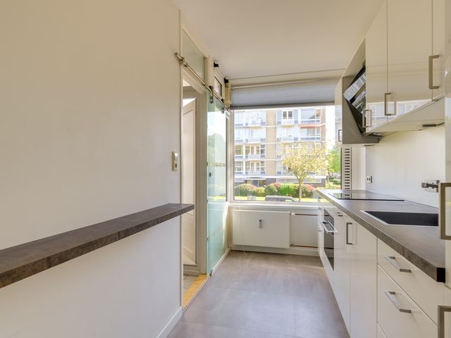 Schout van Eijklaan 240, Leidschendam
