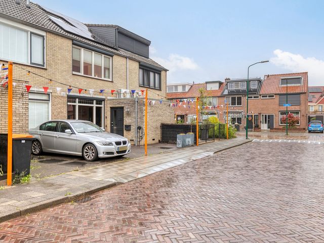 Rembrandt van Rijnstraat 4, Bunschoten-Spakenburg