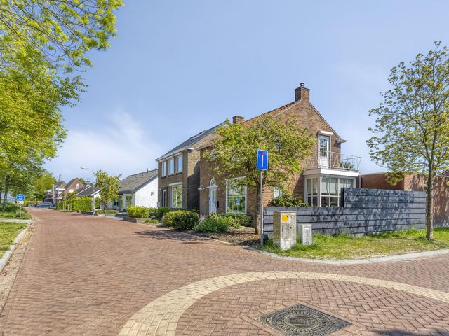 Spanjaardstraat 9, 's-Heer Hendrikskinderen