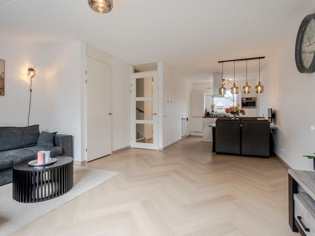 Karl Braunstraat 22, Almere