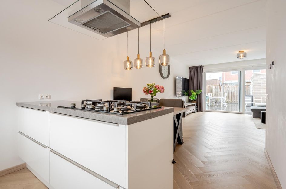 Karl Braunstraat 22