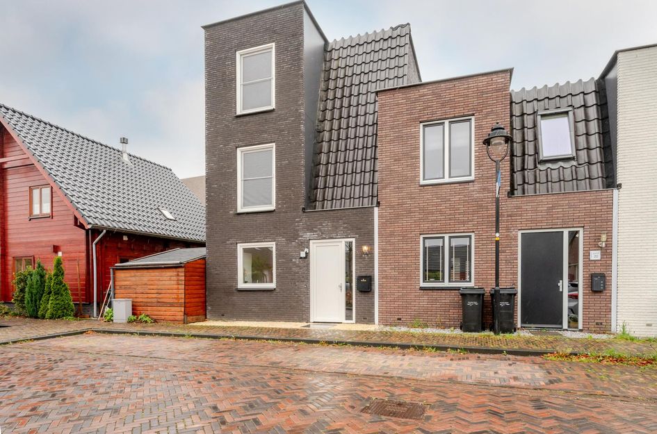 Karl Braunstraat 22