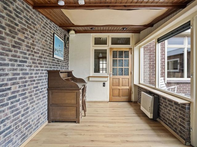 Van Baerlestraat 8, Bergen L