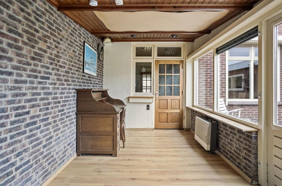 Van Baerlestraat 8