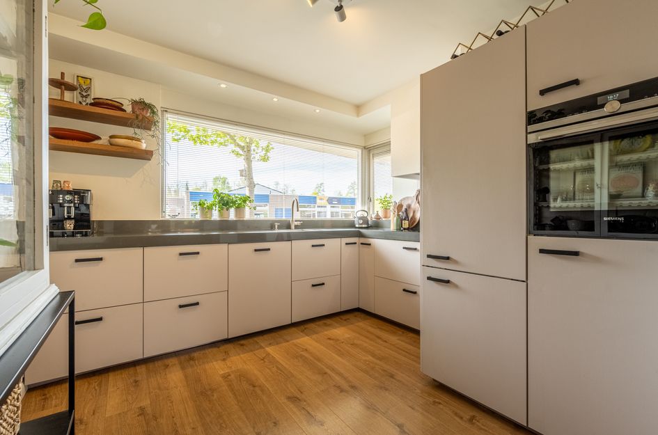 Jan van Almondestraat 14