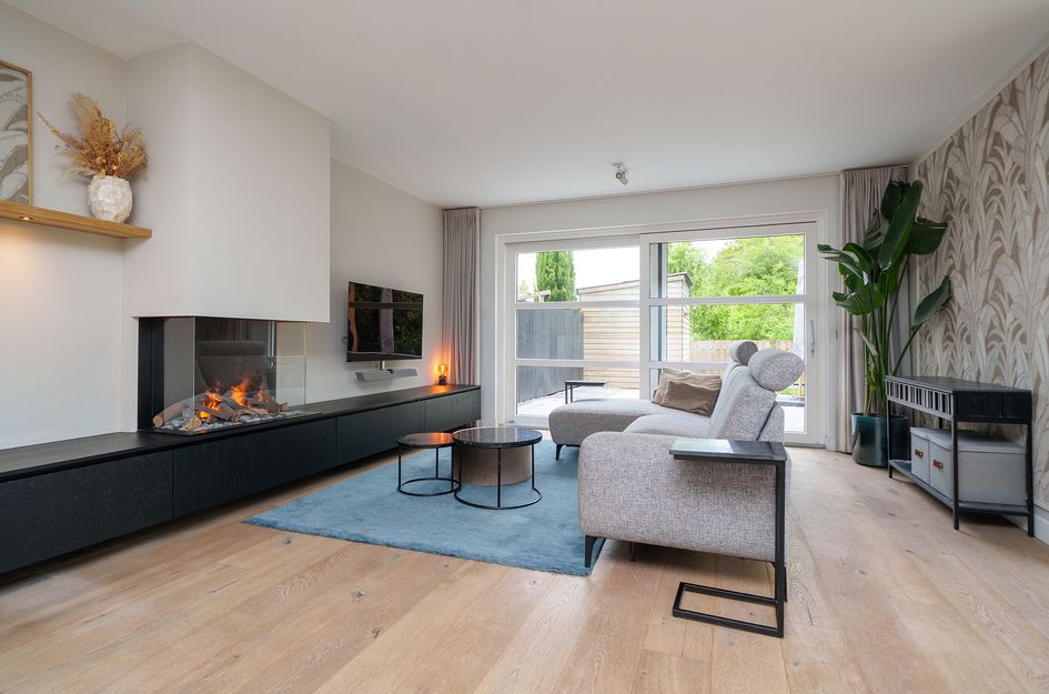 Joop Den Uylstraat 21