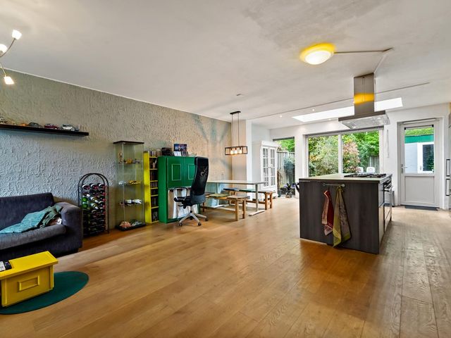 J.C. van der Lansstraat 50, 'S-Gravenhage