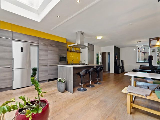 J.C. van der Lansstraat 50, 'S-Gravenhage
