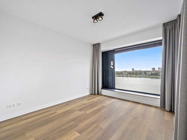 Maashaven N.Z. 759, Rotterdam