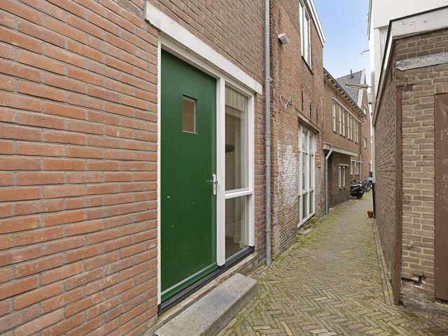 Tuinen 22, Leeuwarden