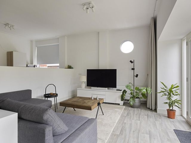 Tuinen 22, Leeuwarden