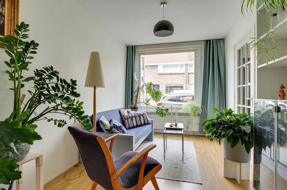 Merwedestraat 12