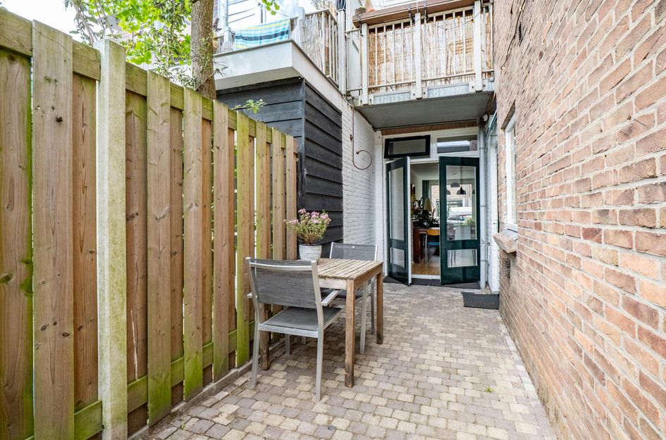 Merwedestraat 12