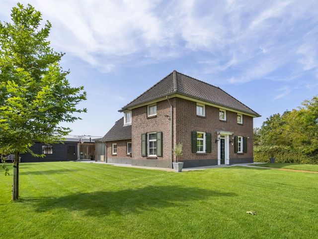 Rietkampseweg 1B, Angeren