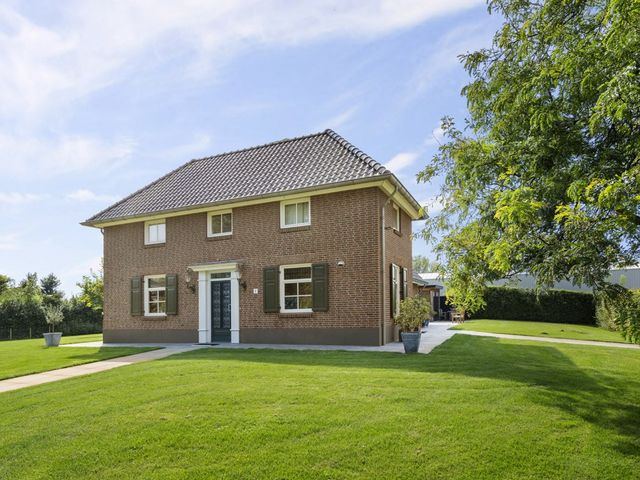 Rietkampseweg 1B, Angeren