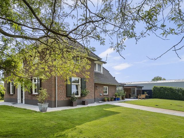 Rietkampseweg 1B, Angeren