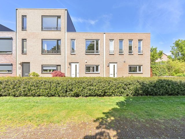 Atalanta 12, Hoogeveen