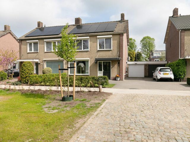 Beukenlaan 11, Udenhout